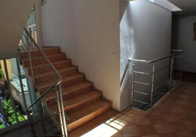 Riwiera z widokiem na jezioro