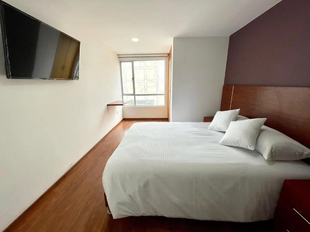 HOTEL HOME