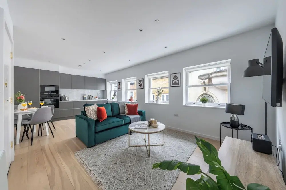 Chic 1BR Close to Tower & Thames