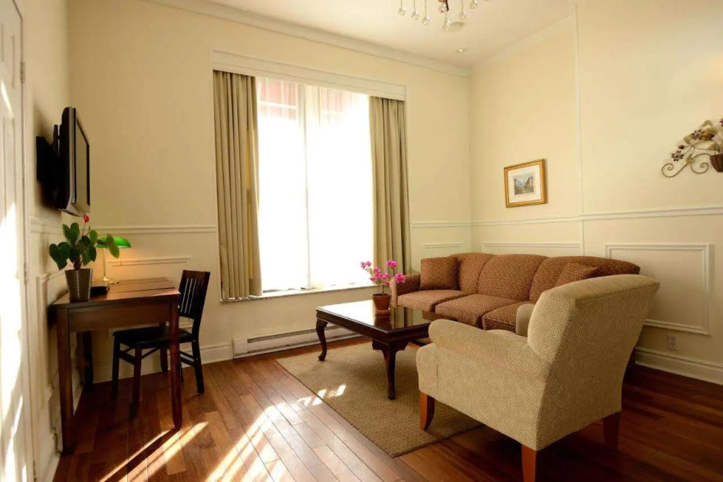 Parc Suites Hotel