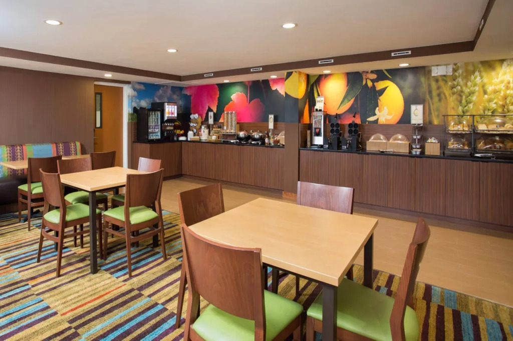 Fairfield Inn Manchester - Boston Regional Airport