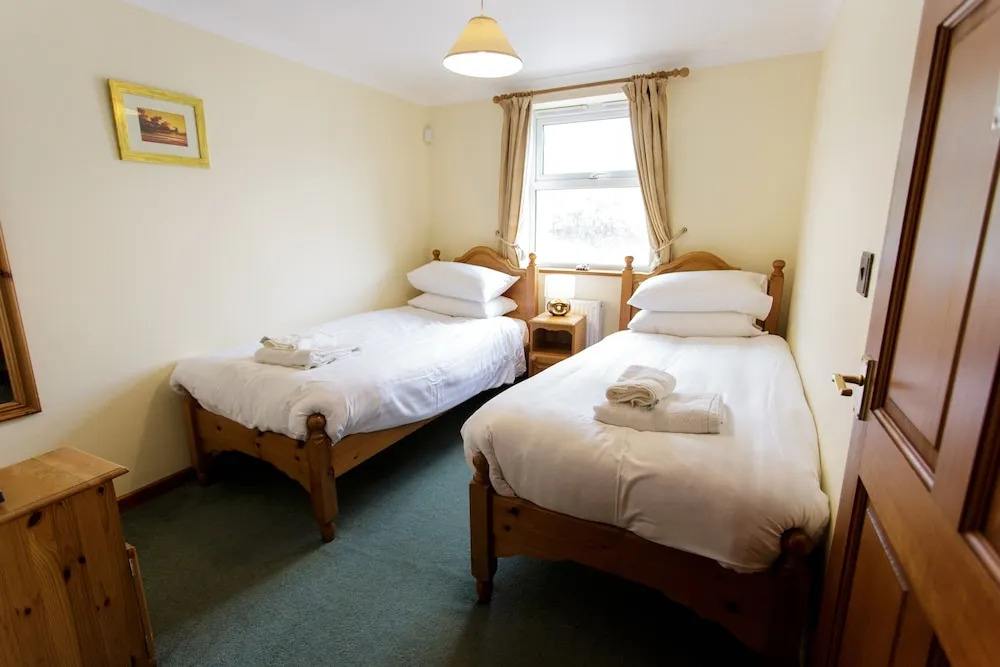 Tregurrian Villas