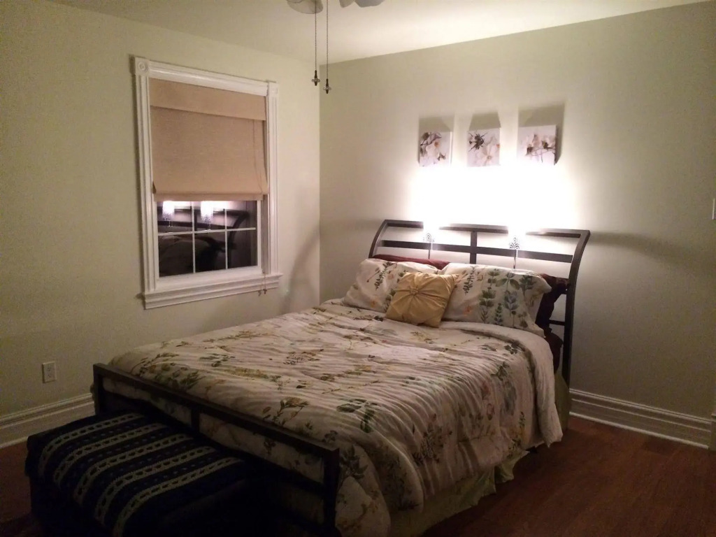 Windsong Manor Bed & Breakfast