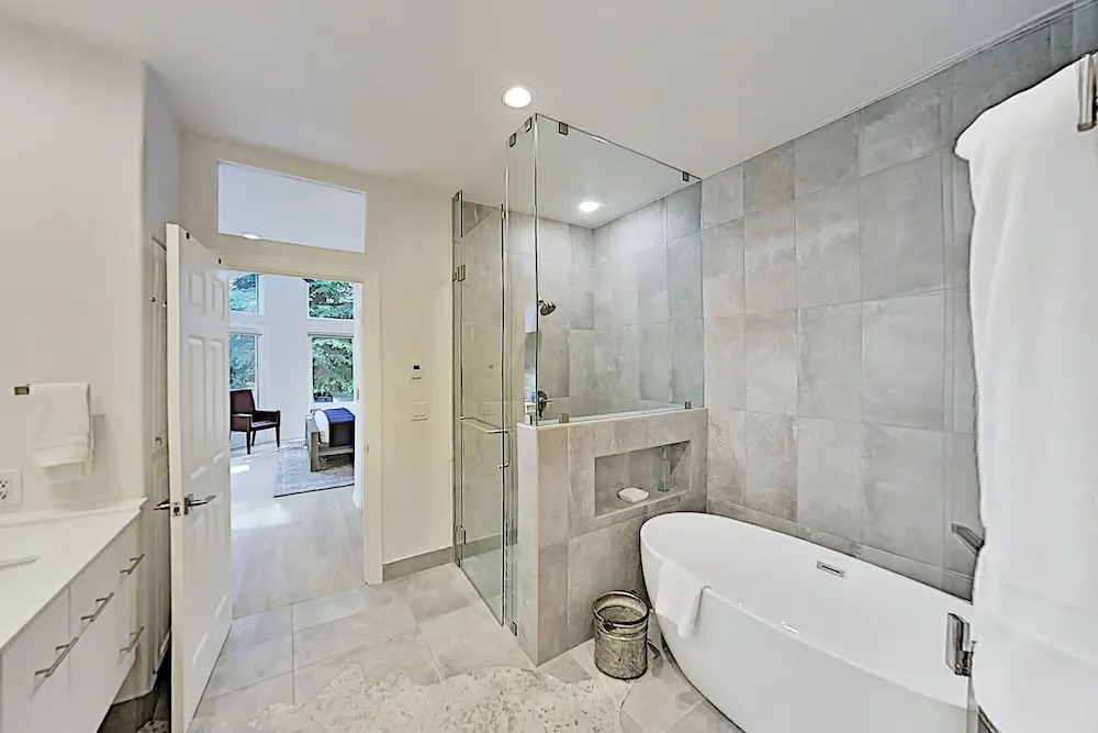 Springs of Arrowhead Duplex #A 6 Bedrooms 5 Bathrooms Duplex