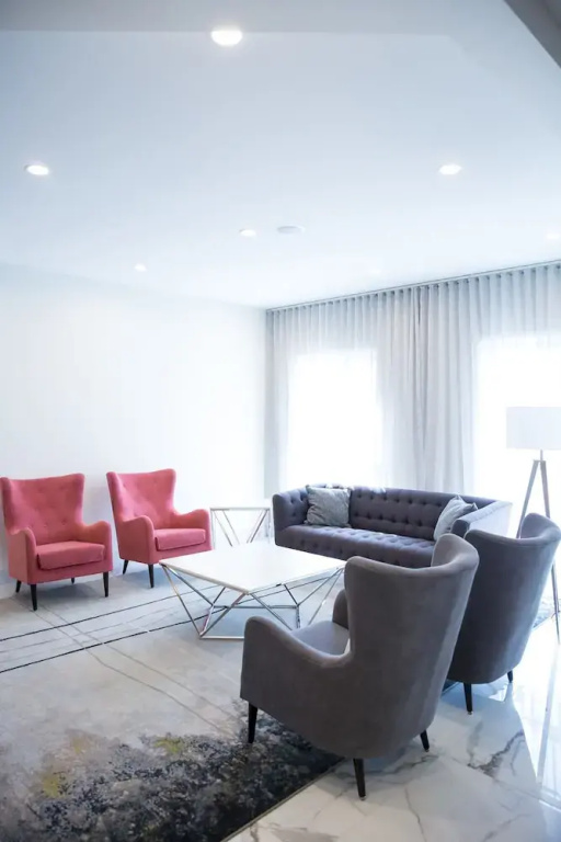 Best Western Plus Montreal East