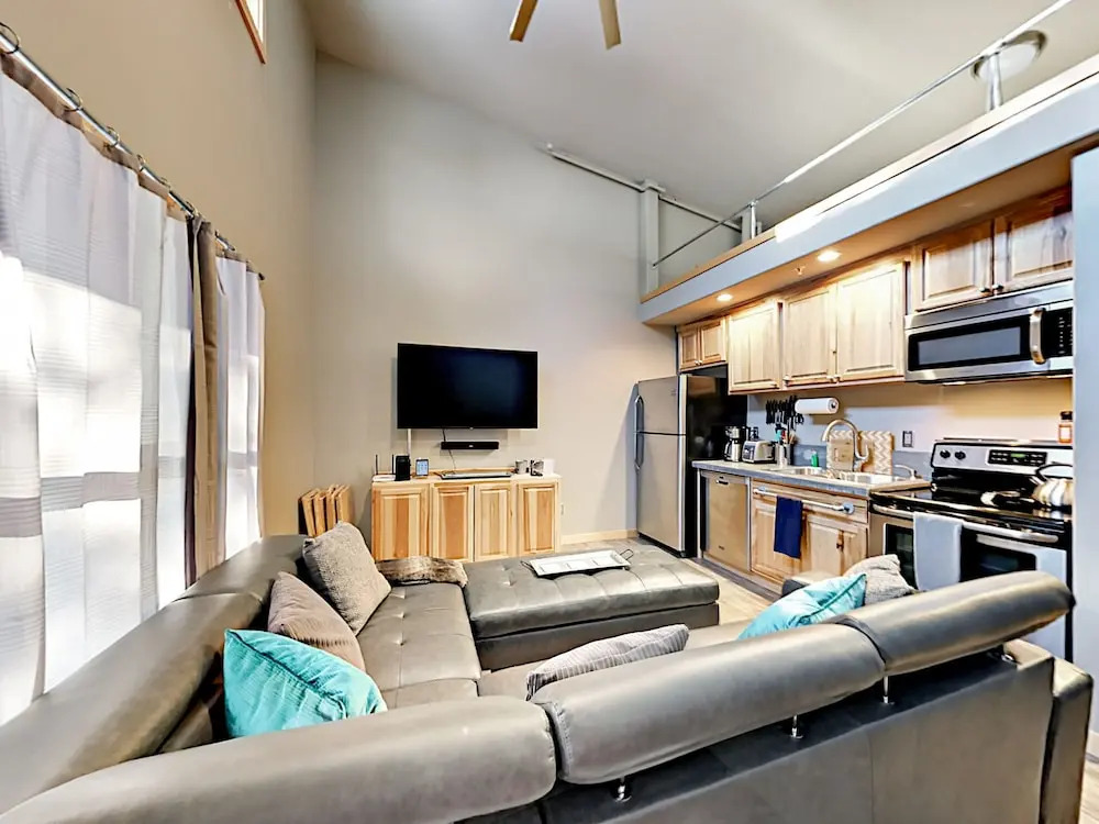 Matterhorn Unit #10 - 2 Br Condo