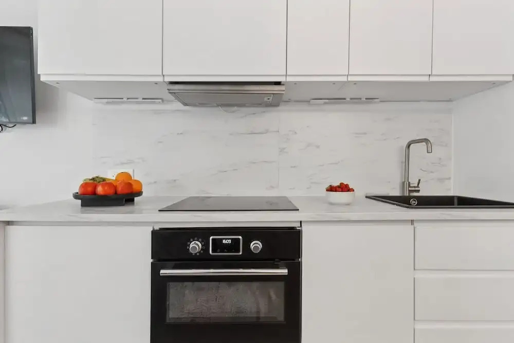 Classy 1BR - Elysee & Madeleine Area