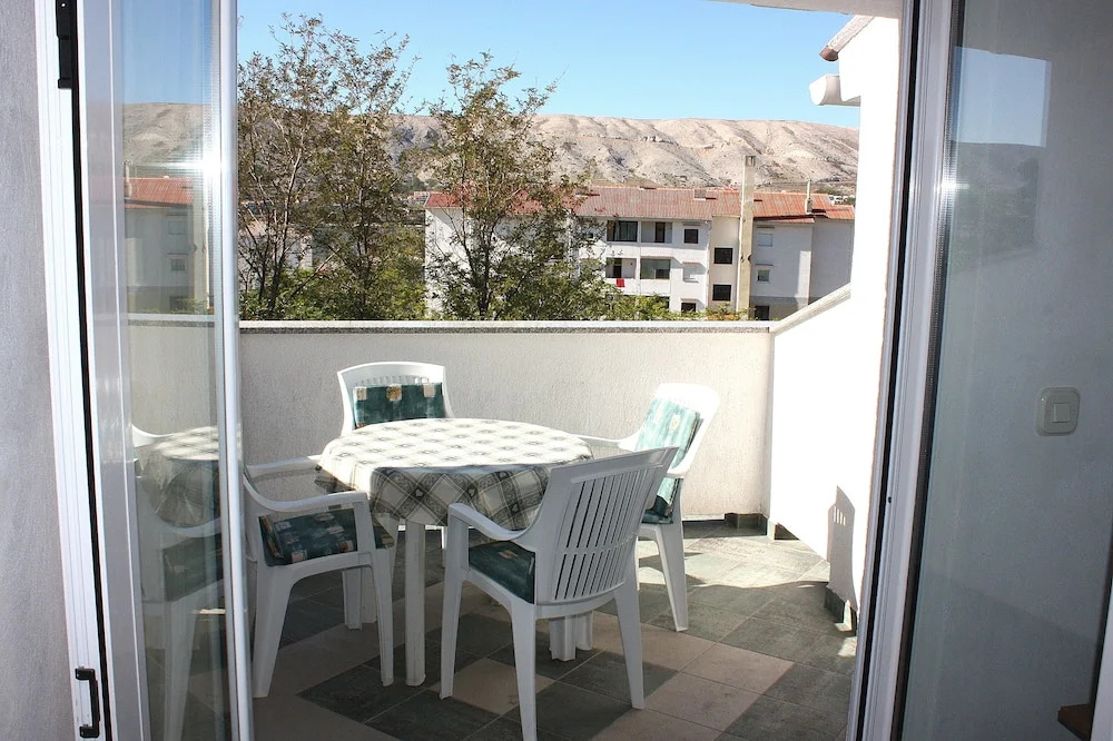 Apartments Viz Pag