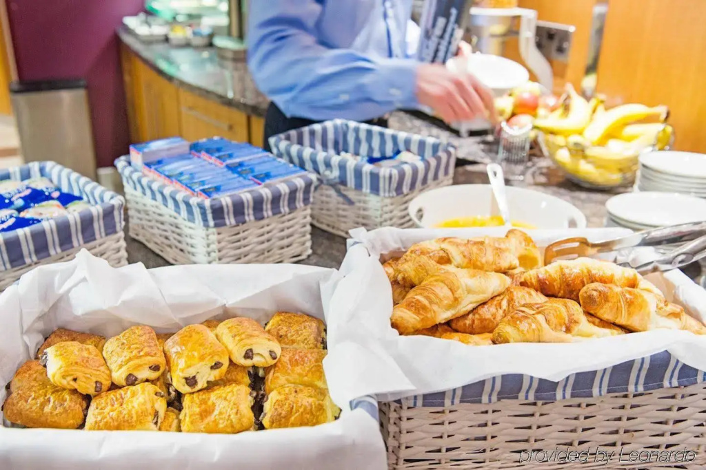 Holiday Inn Express Poole by IHG
