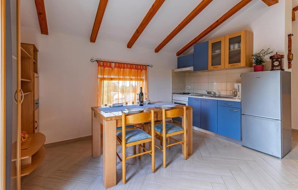 Amazing Home in Marcana With Wifi and 4 Bedrooms