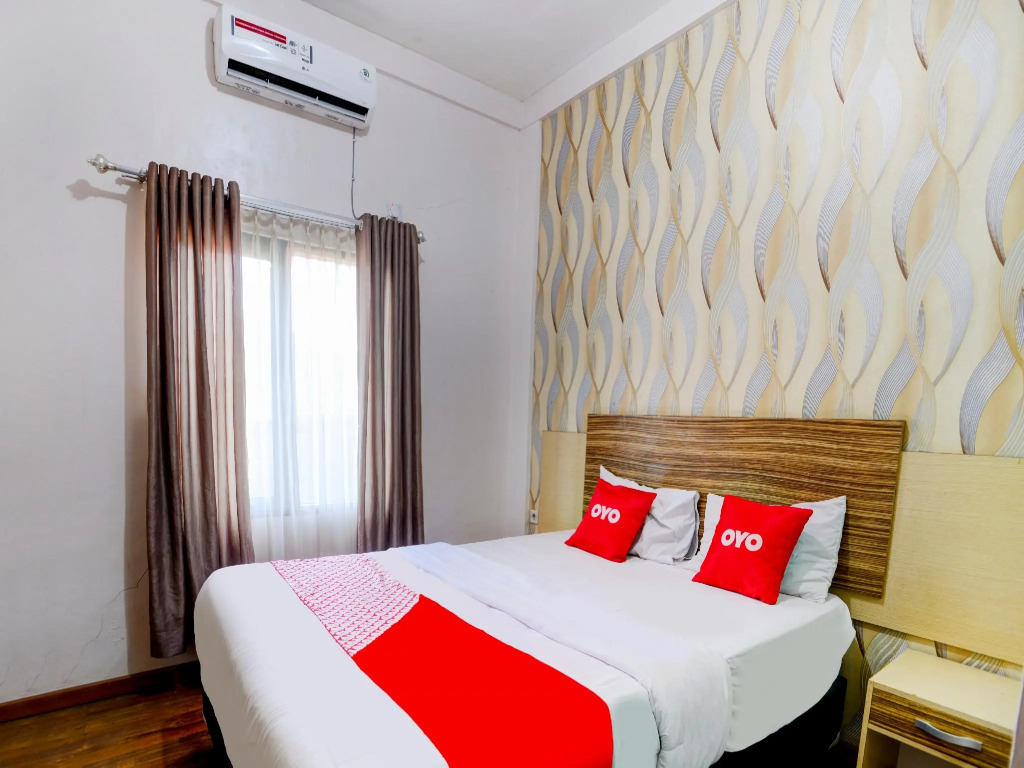 OYO 90263 Hotel Diva Golf