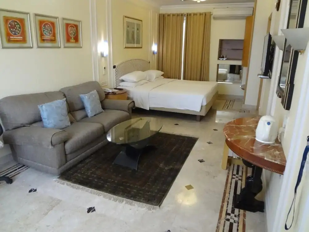 Regency Hotel