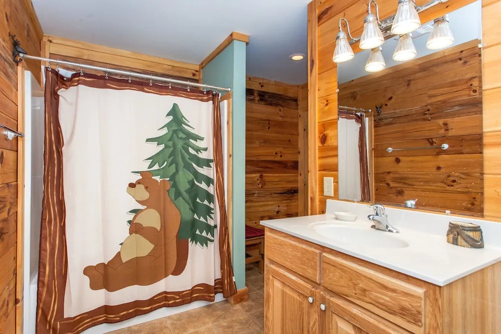 91 Copper Spur Road Home 3 Bedrooms 2 Bathrooms Home