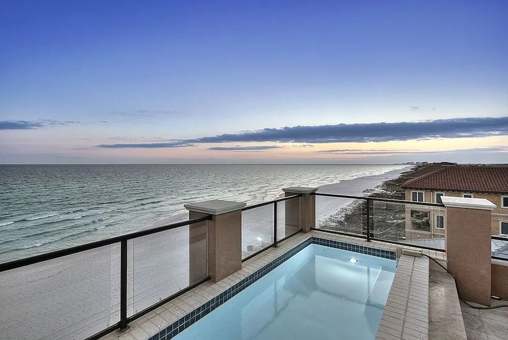 Ocean Paradise by RedAwning