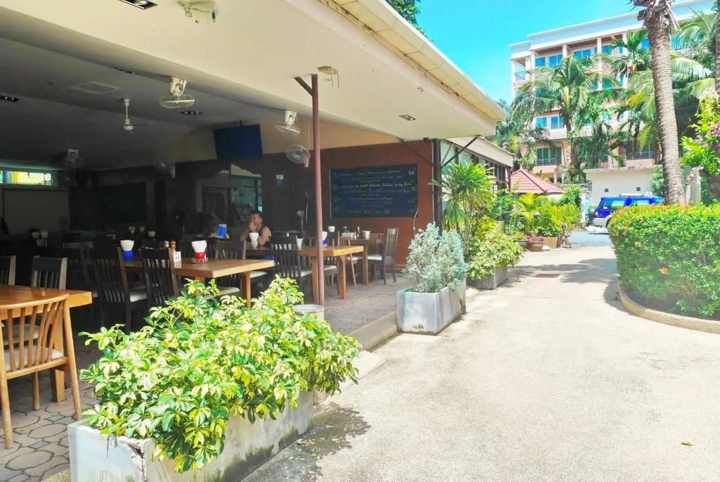 Swiss Palm Beach Hotel