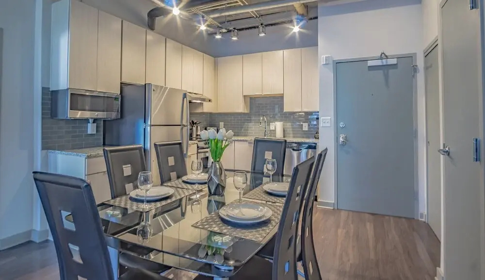 2br Fully Furnished Apartment In Midtown Atlanta 2 Bedroom Apts by RedAwning