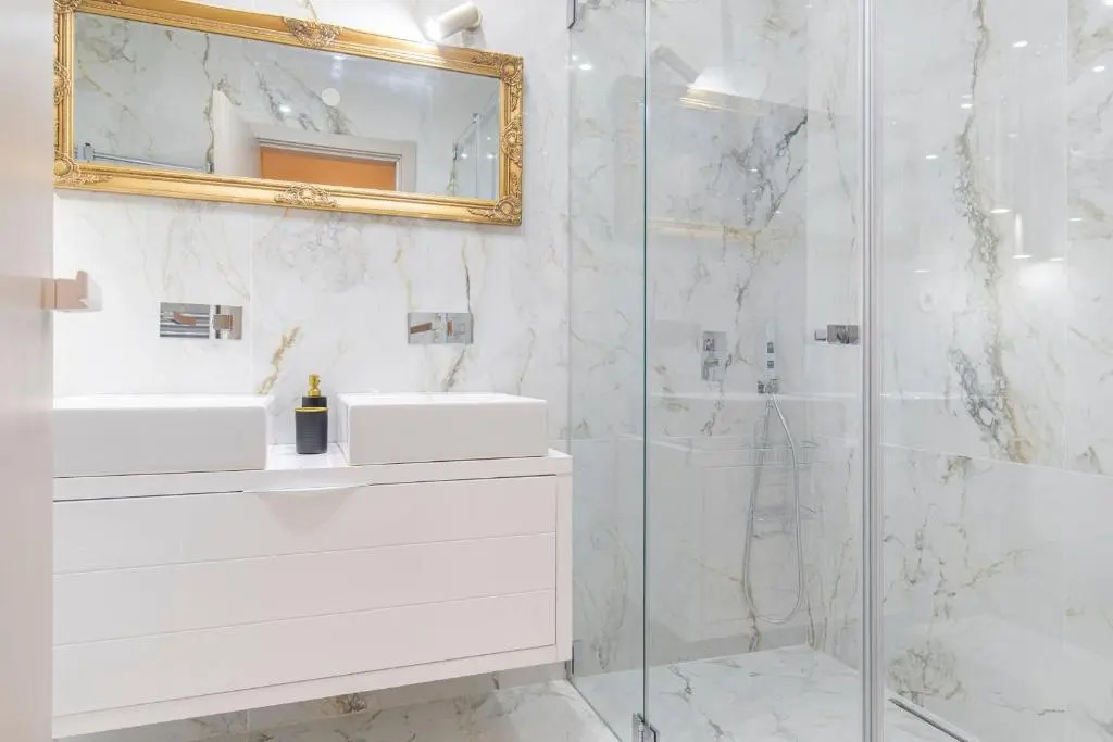 Deluxe 2BDR Apartment in Carcavelos by LovelyStay