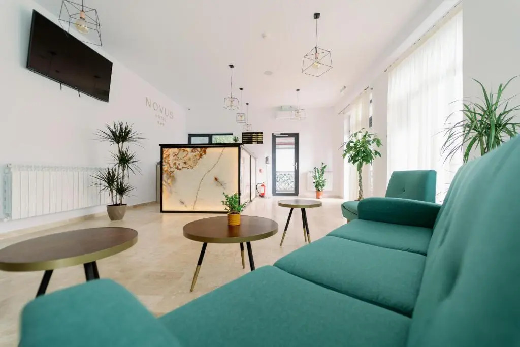 NOVUS Hotel