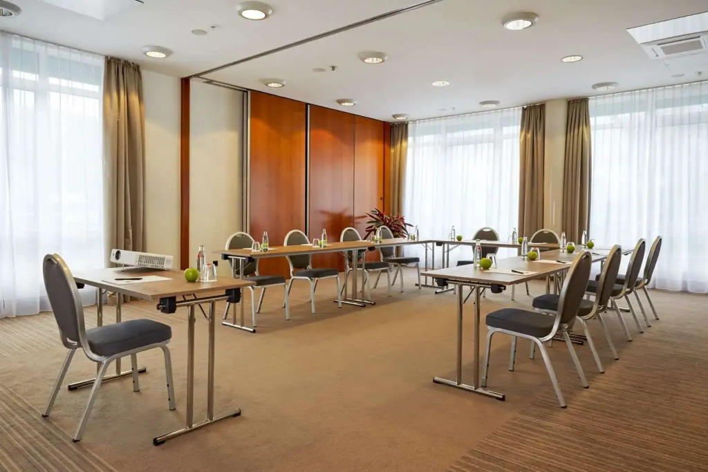 H+ Hotel Stuttgart Herrenberg