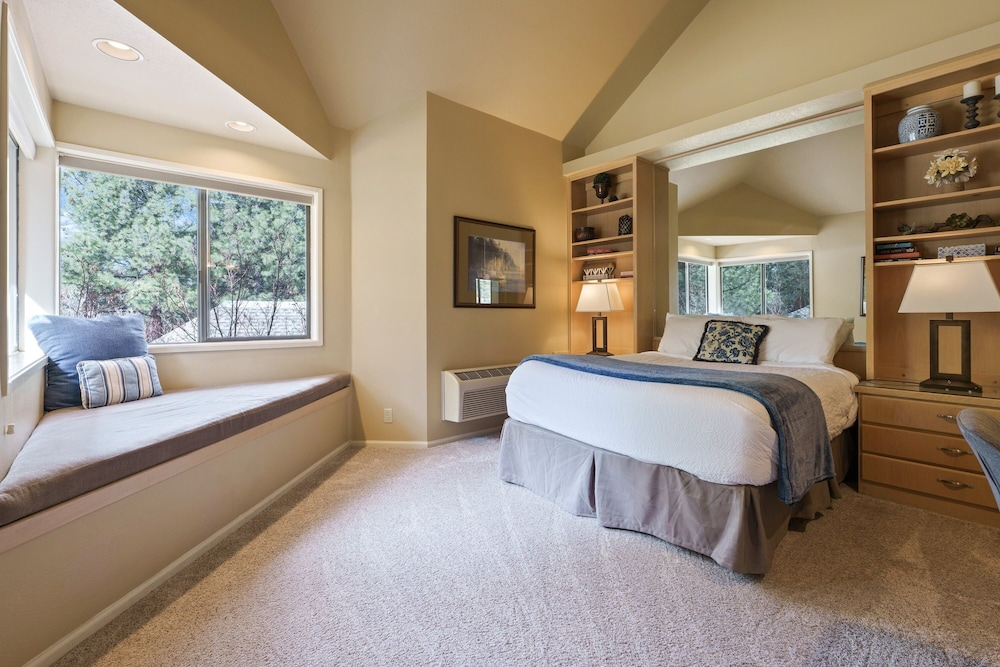 River Ridge 429b 1 Bedroom Studio