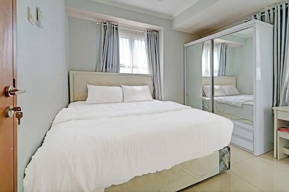 OYO Life 93097 Apartemen Gateway Pasteur By Kaisar Room
