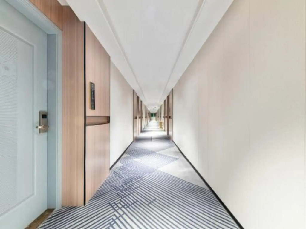 Jieyang Victoria Holiday Business Hotel