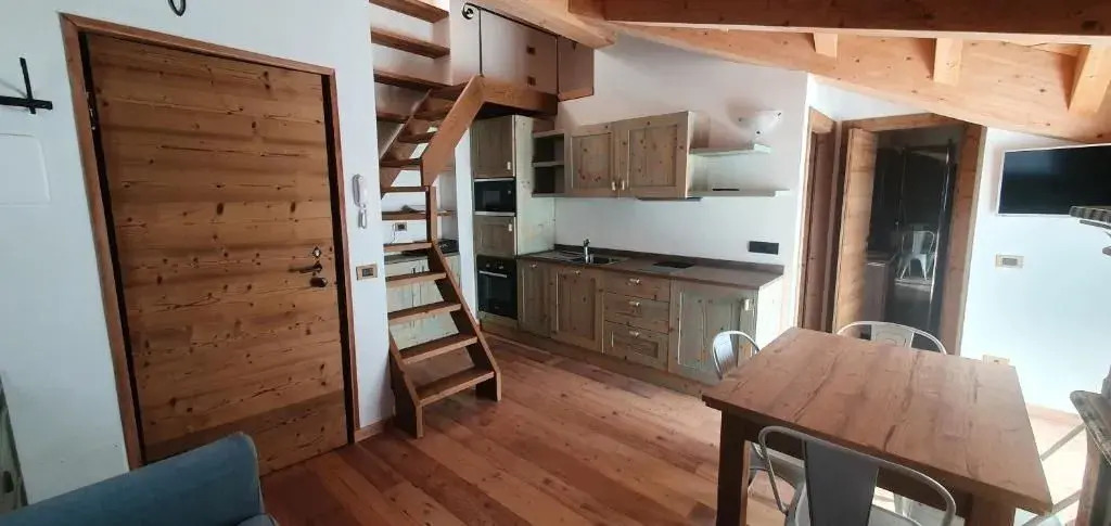 Paradise Lodge