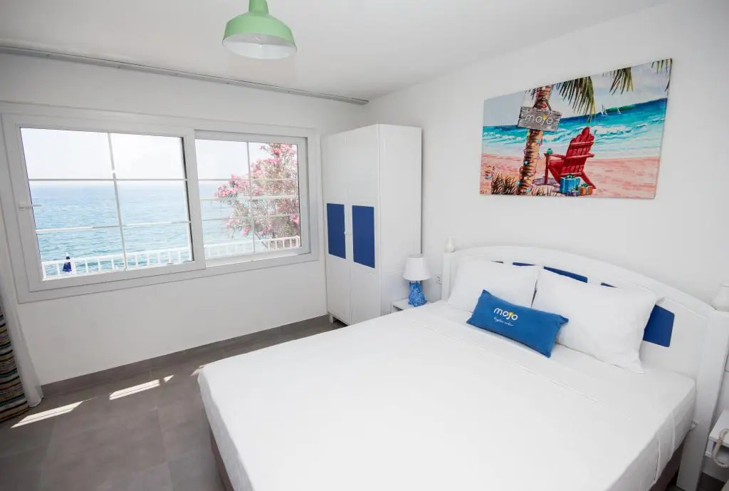 Mojo Otel Beach