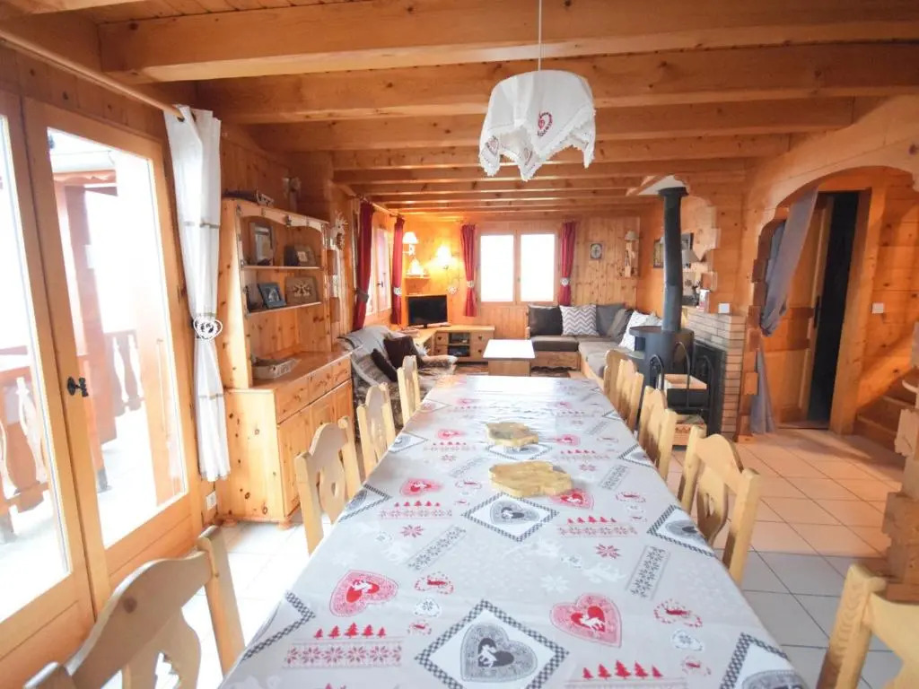 Chalet jusqu’à 16 pers. à Bernex, animaux admis - FR-1-498-39