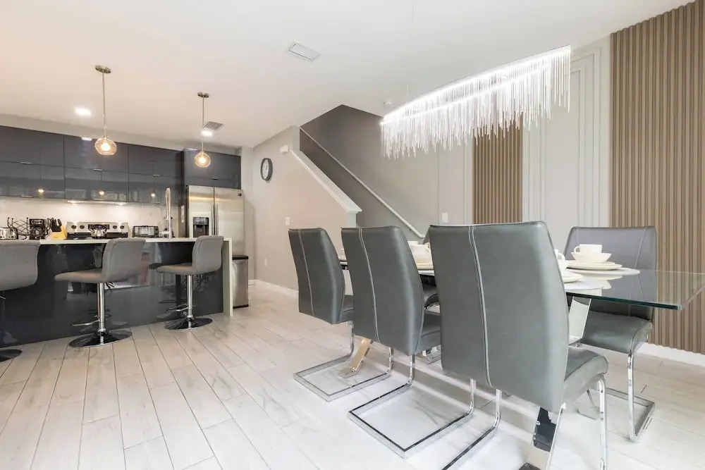 Luxury Remodeled Home W/splash Pool Near Disney 31