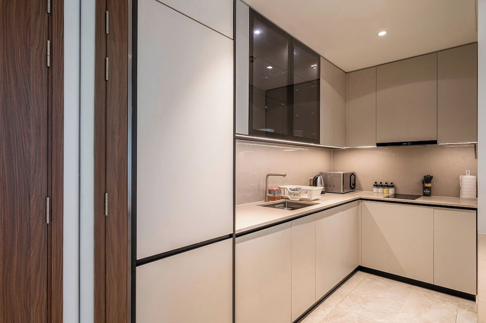 The CREST Premier Residence