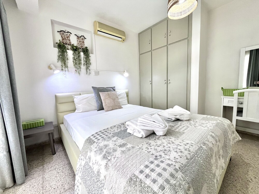 98 AN - Stay Heaven Apartment