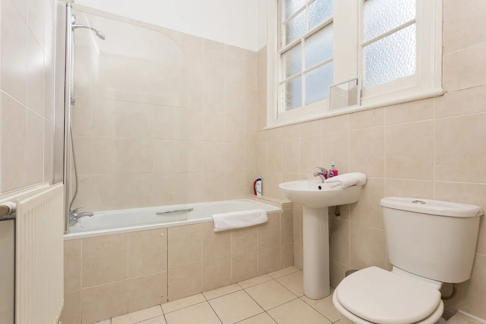 2 Bedroom Flat in Paddington