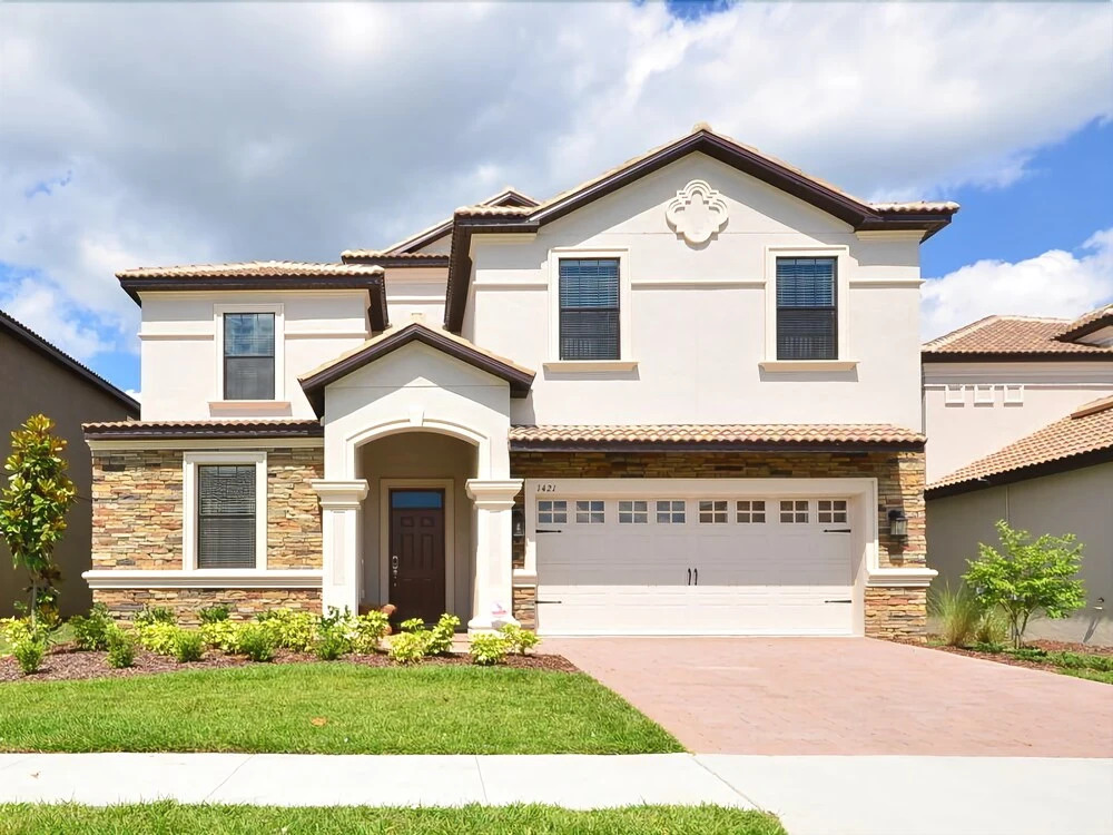 Champions Gate 1421 - Nine Bedroom Villa with Private Pool