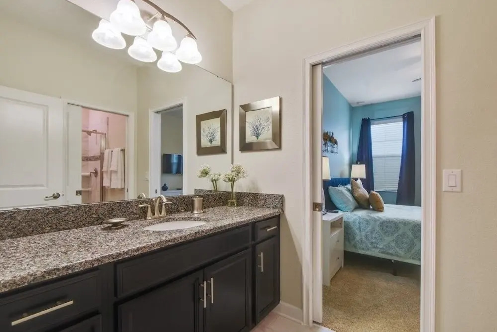 Well Appointed 4-bed Hm W Pool, Gm Rm-1542mvd 4 Bedroom Home
