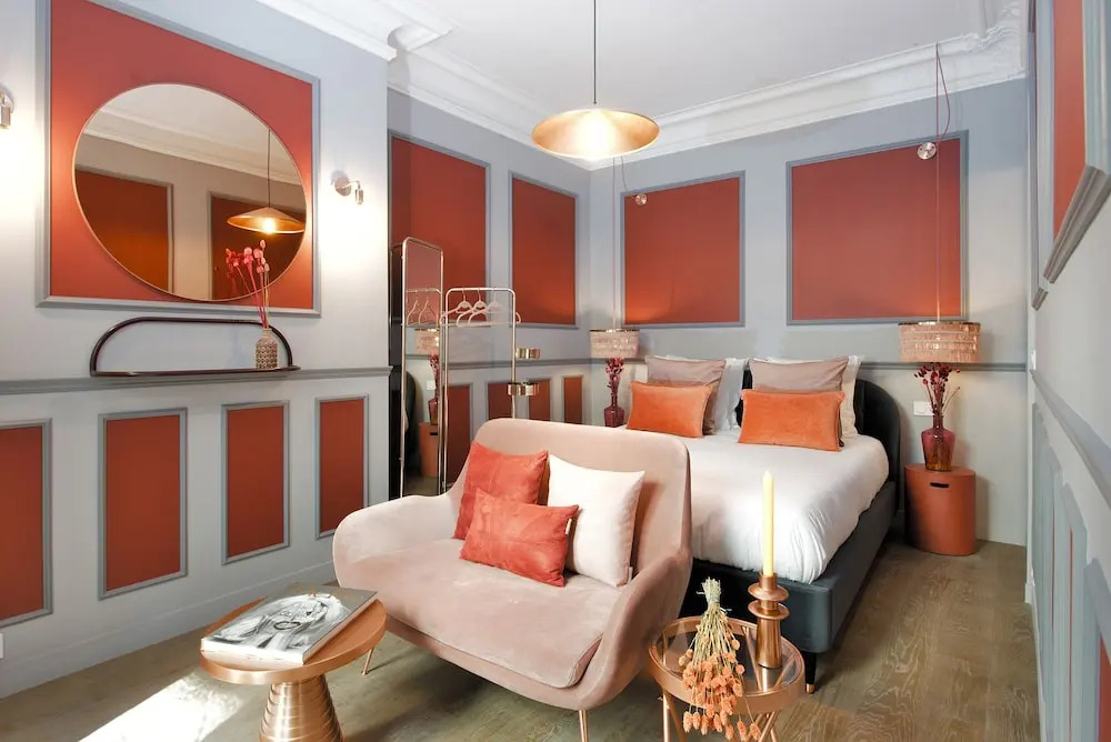 The Lord Byron Suite
