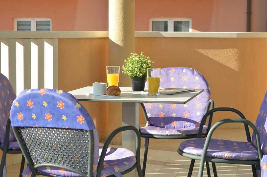 Apartmani Adela