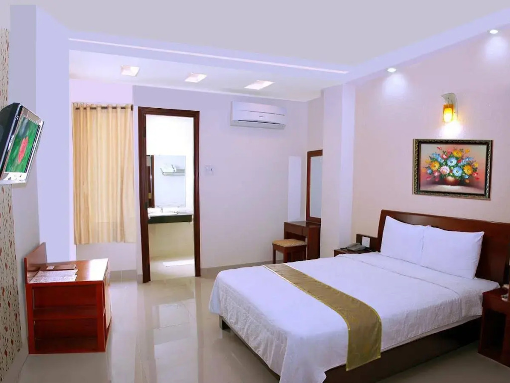 Ngoc Thach Hotel