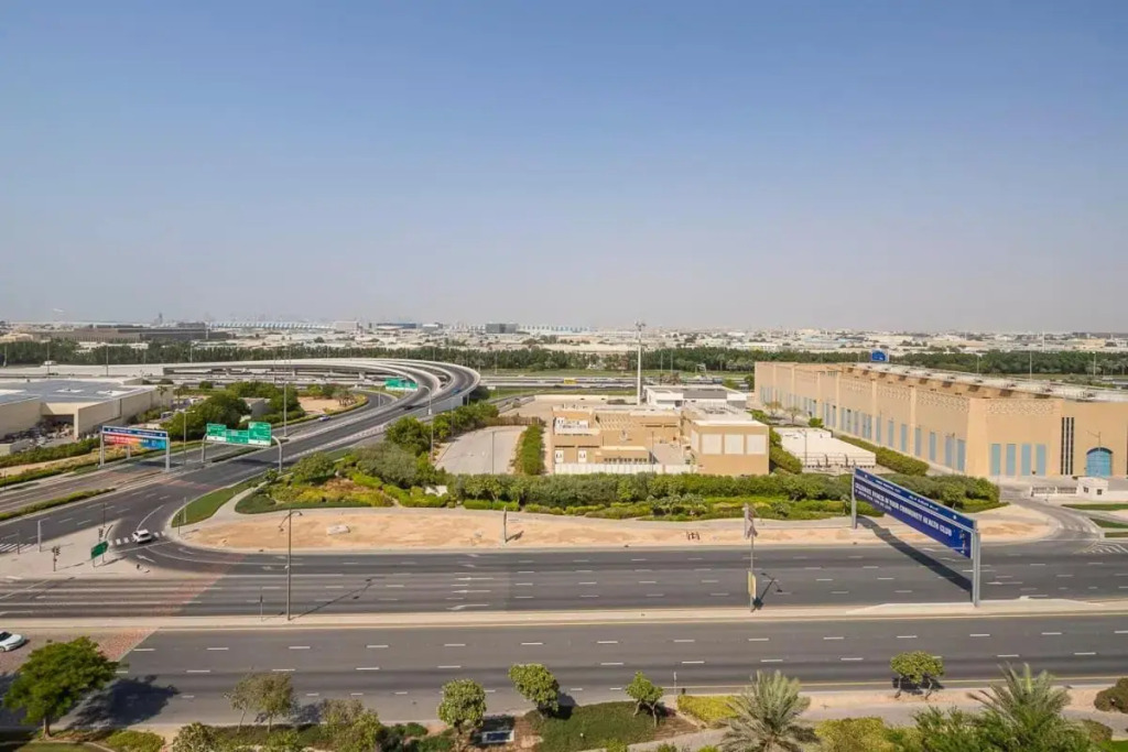 Frank Porter - Al Badia 2