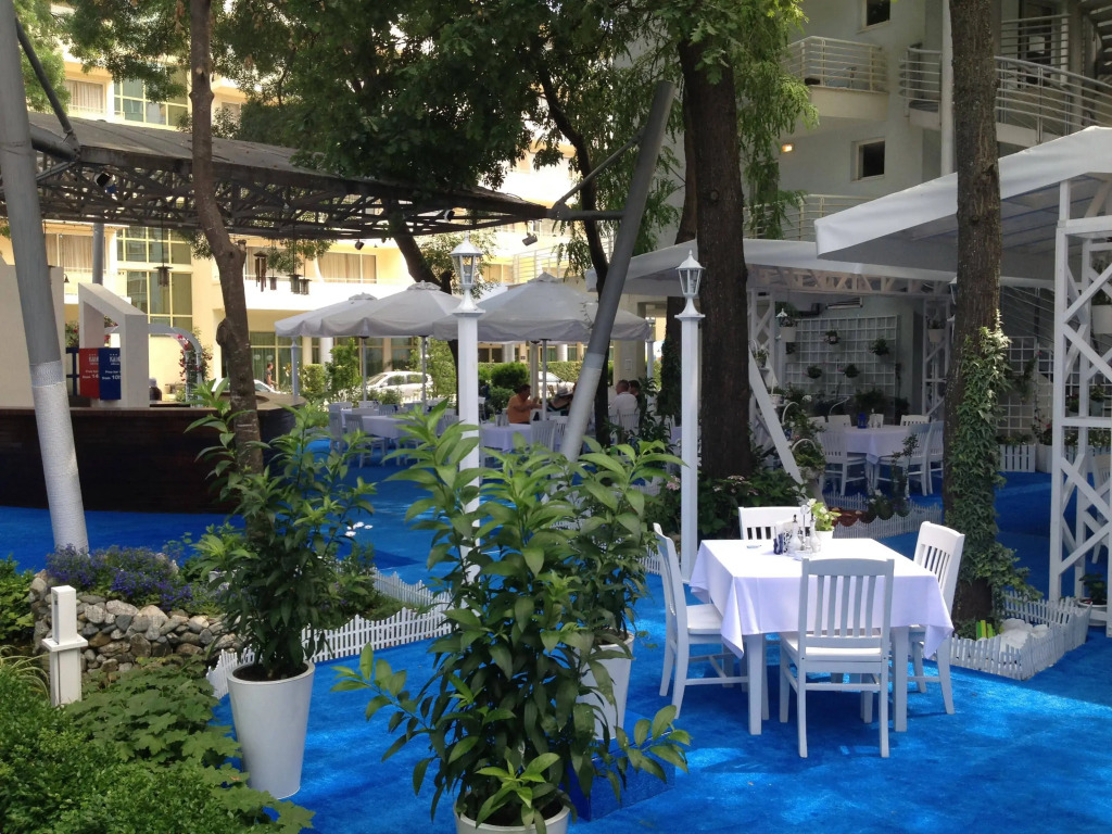 Kalofer Hotel