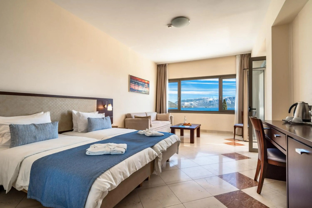 Porto Galini Seaside Resort & Spa