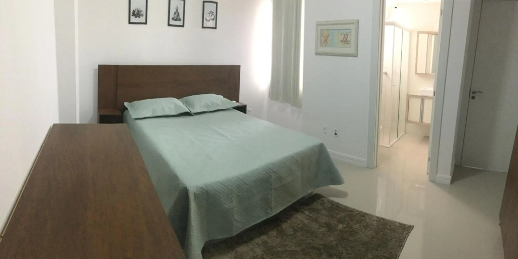 100m da Praia Pereque, 3 quartos, Amplo e Aconchegante