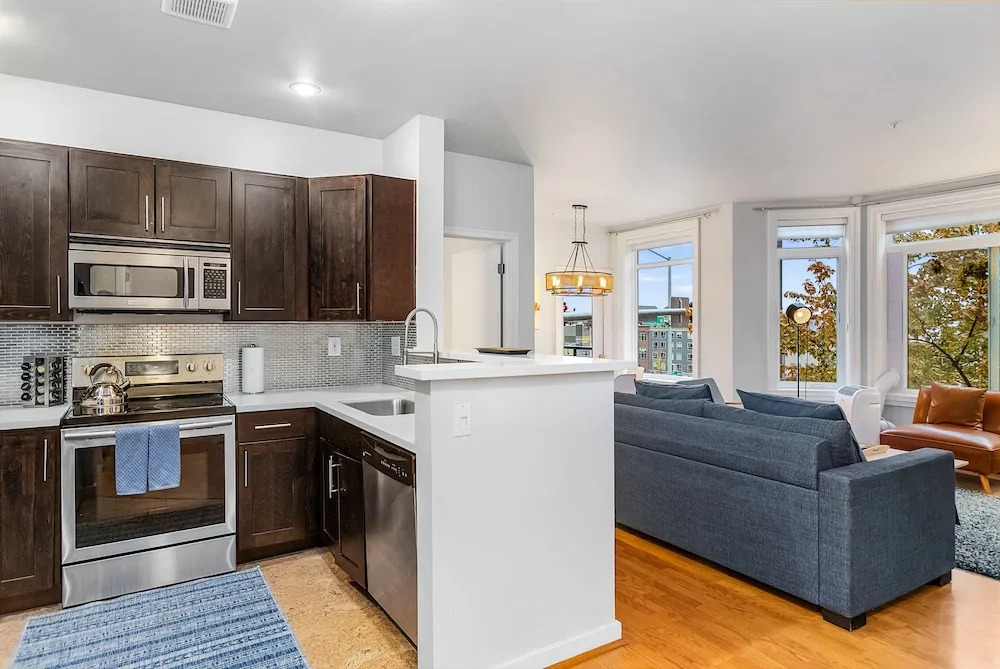 The Corner Nest at Belltown