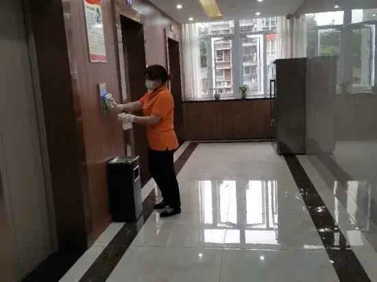 Jiu Ming Yue Hotel