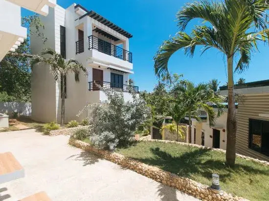 RedDoorz @ LM Apartelle Boracay