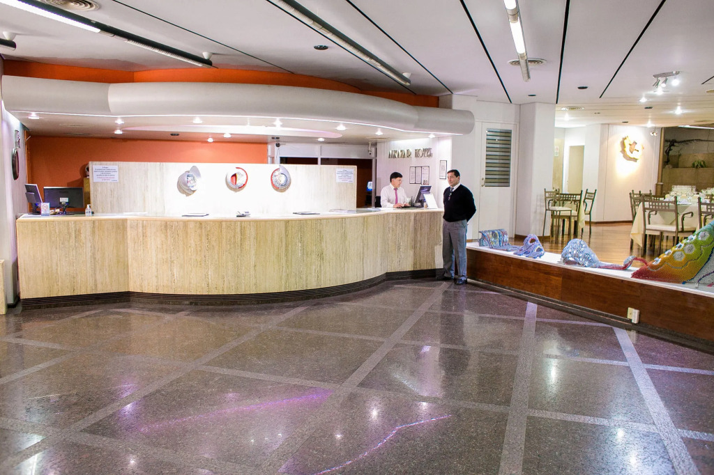 Alkazar Hotel