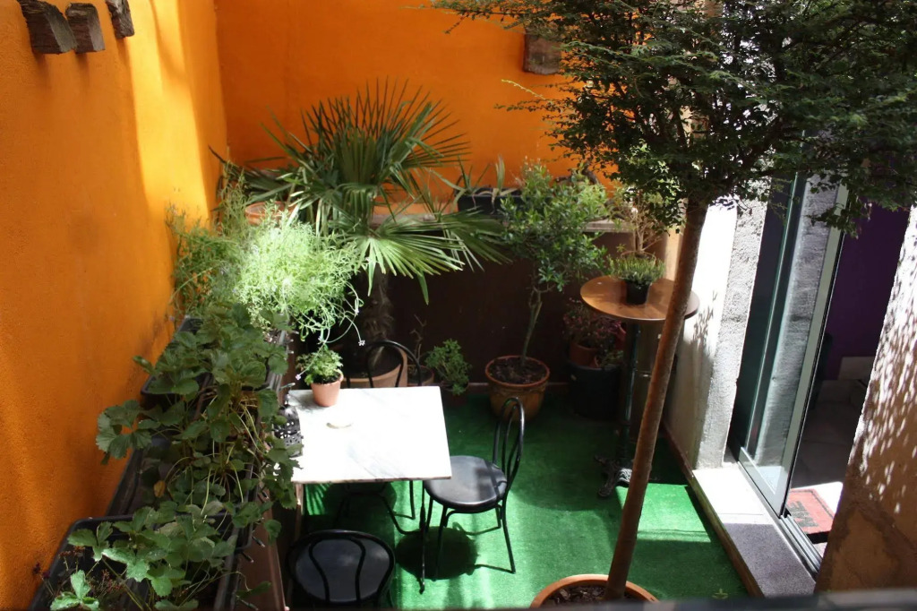 Albergue Revolutum Hostel