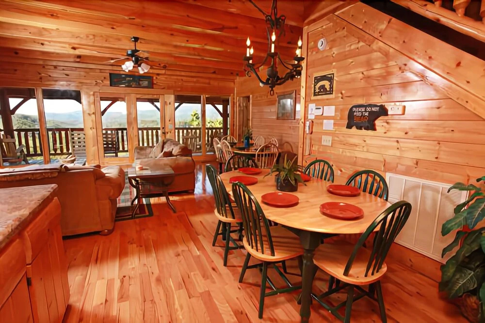 Hullabaloo - Four Bedroom Cabin