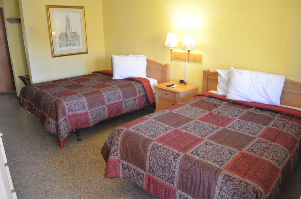 Economy Lodge