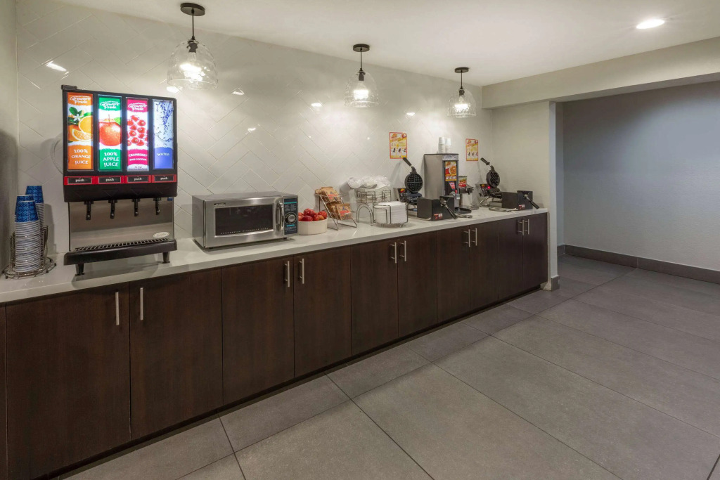 La Quinta by Wyndham Houston NW Brookhollow
